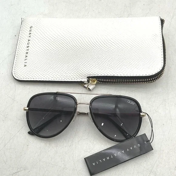 Quay Australia | Accessories | Quay Australia Black Solid  display picture 1